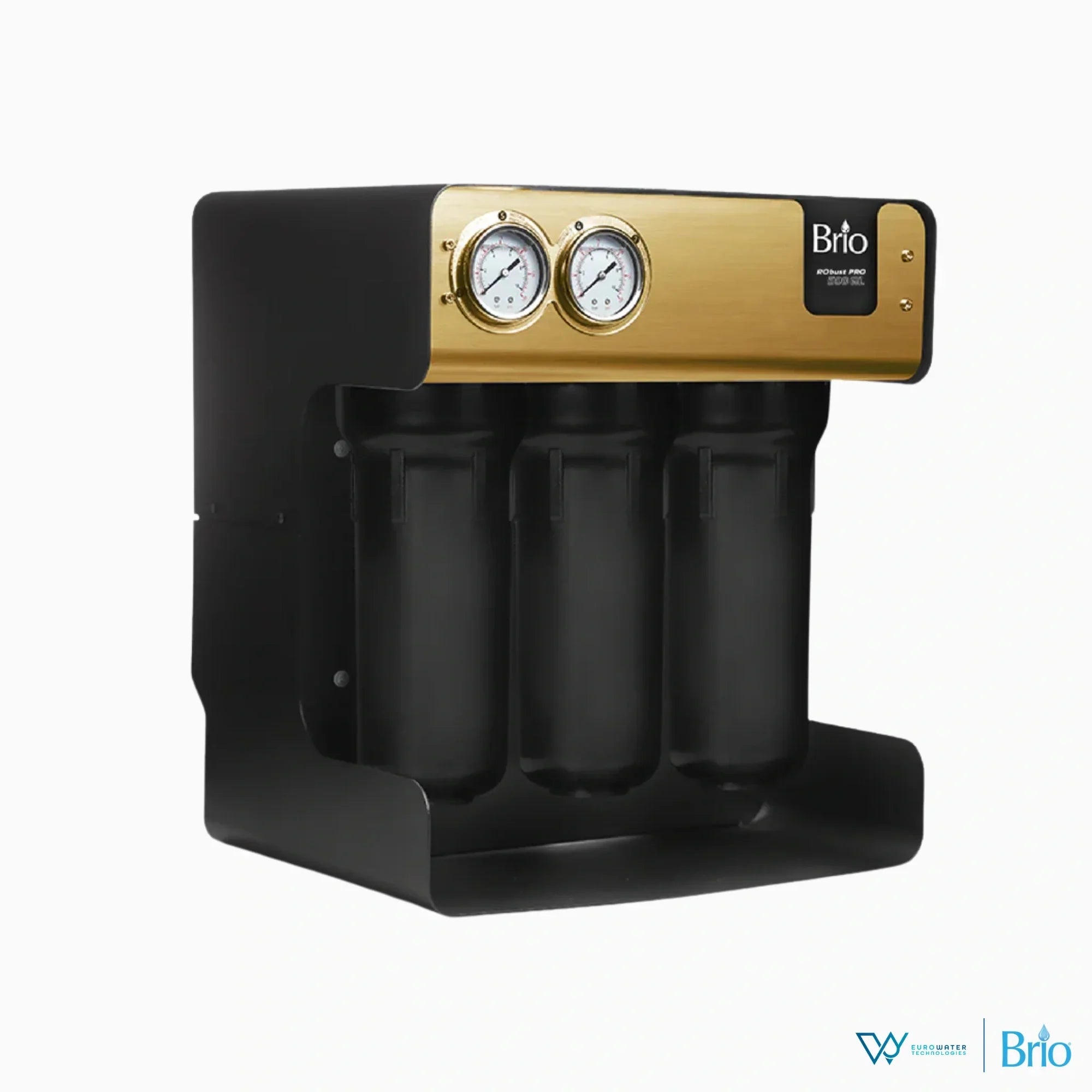 Cafetera profesional marca Brio, color negra con acabados dorados. Acompañada de los logos de Eurowater y BWT.